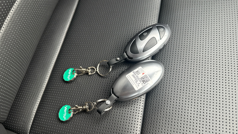 Hyundai SANTA FE 1.6 TGDi Hybrid Ultimate 5dr 4WD Auto Hybrid Estate